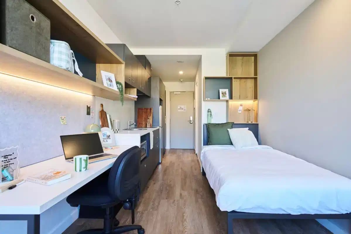 Studio Large with Balcony