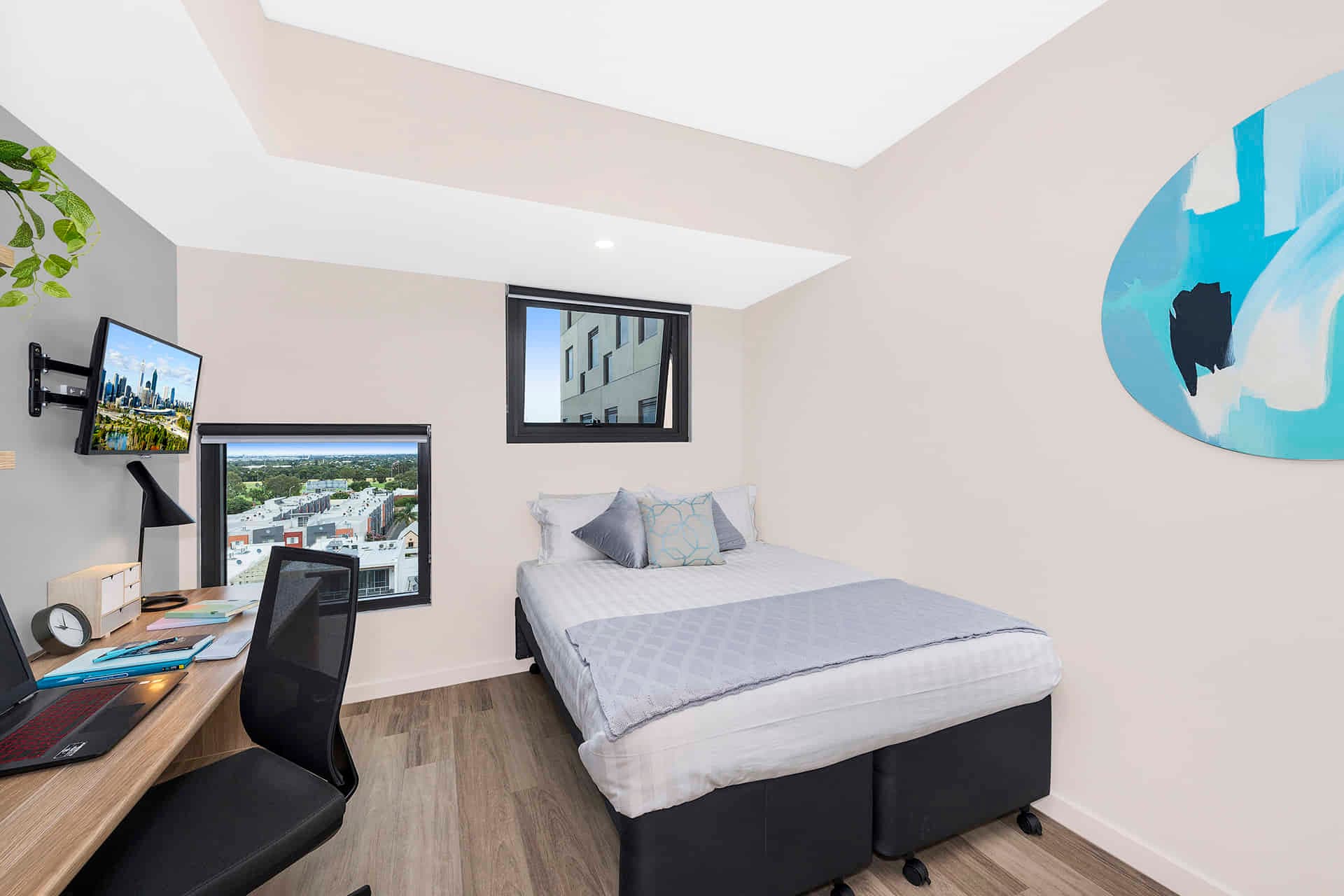 2 Bedroom Shared Bathroom, King Single Bed