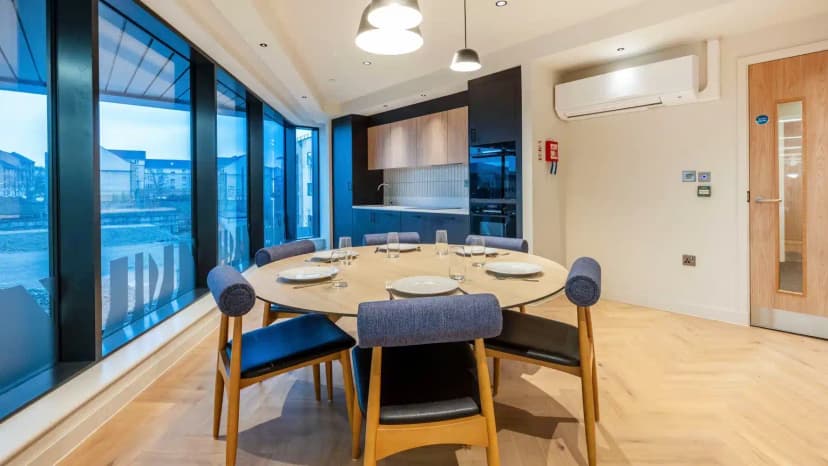 Haymarket Yards, Edinburgh image 15