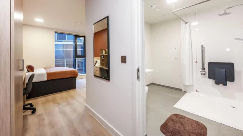 Haymarket Yards, Edinburgh image 11