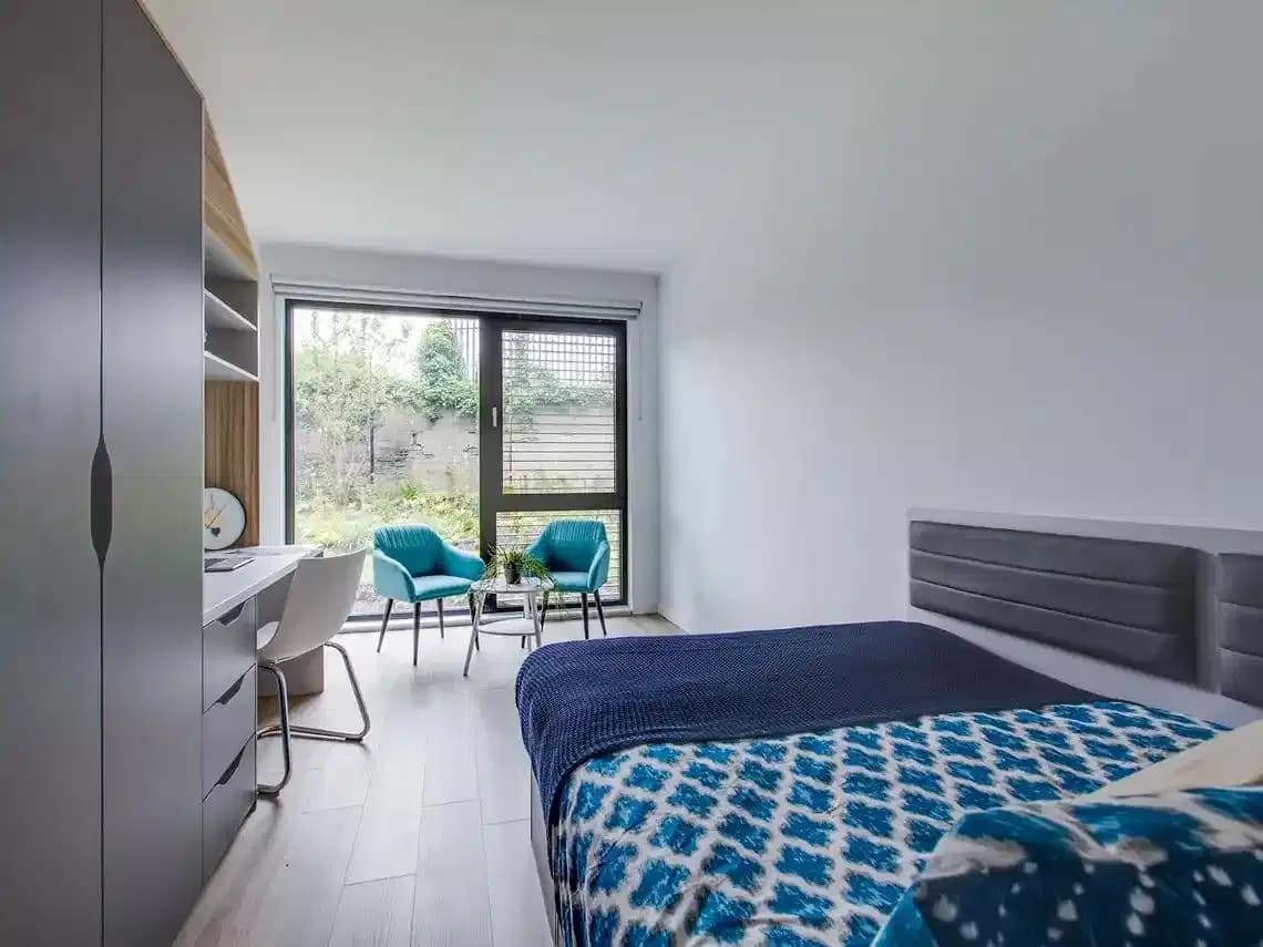 Premium Plus Ensuite