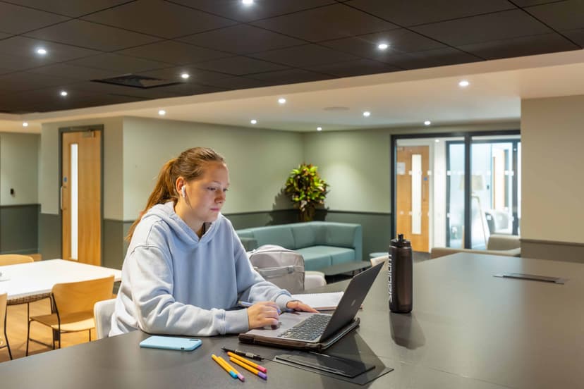 Yugo The Curve, London image 16