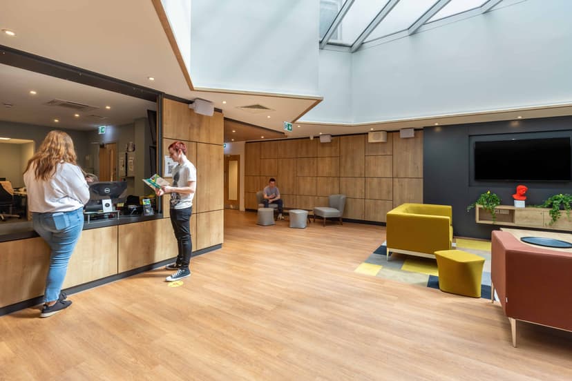 Yugo The Curve, London image 33