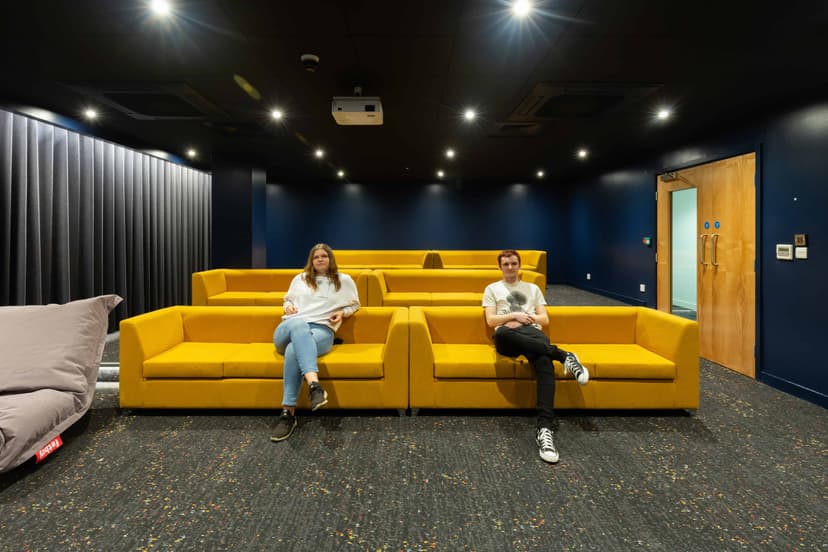 Yugo The Curve, London image 24