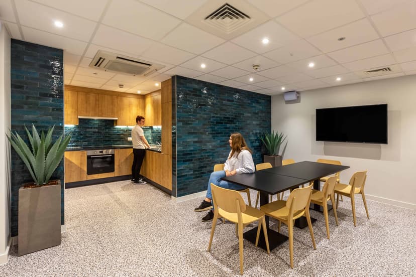 Yugo The Curve, London image 28