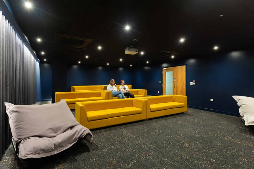 Yugo The Curve, London image 25