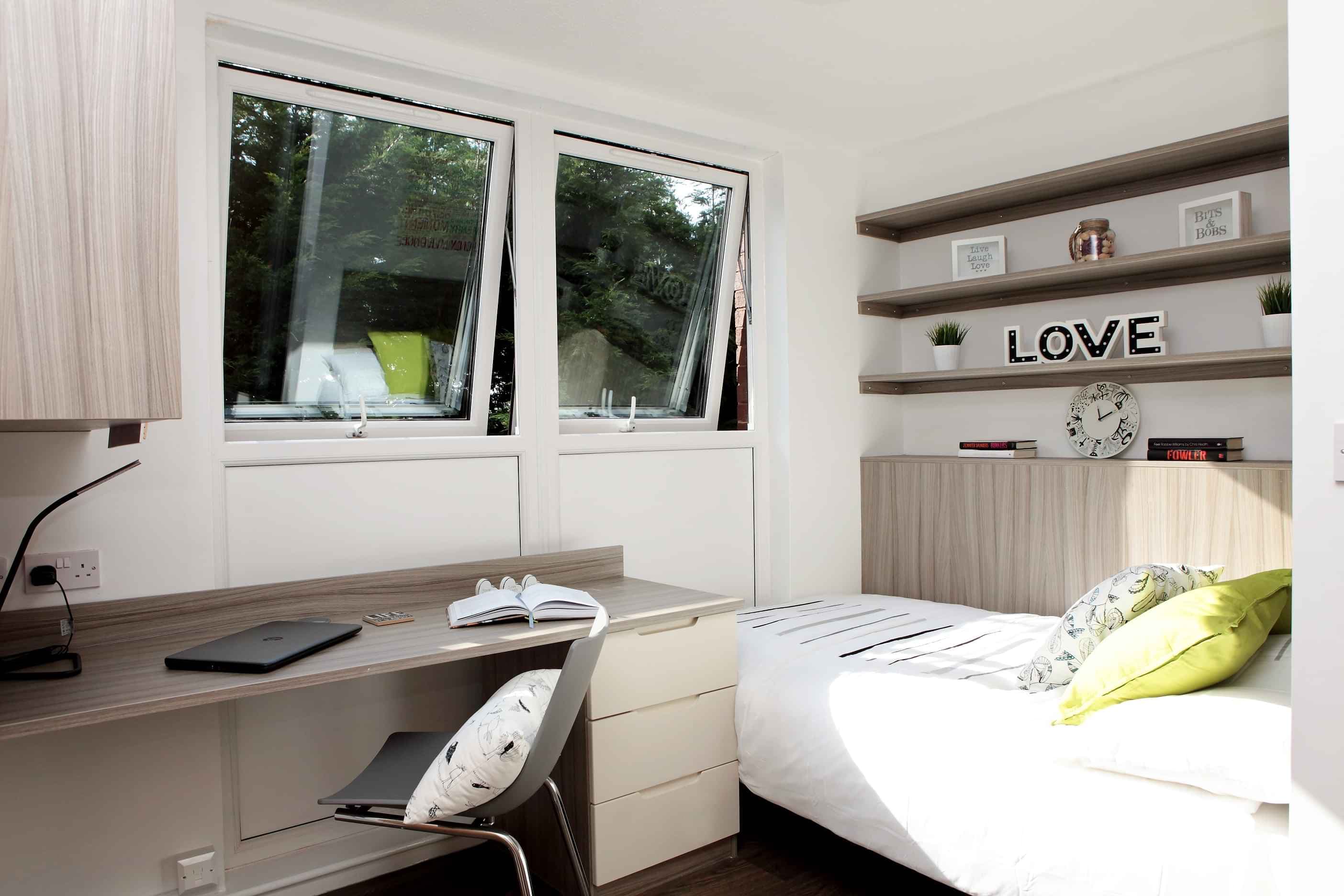 Bronze Ensuite | 4 Bed House