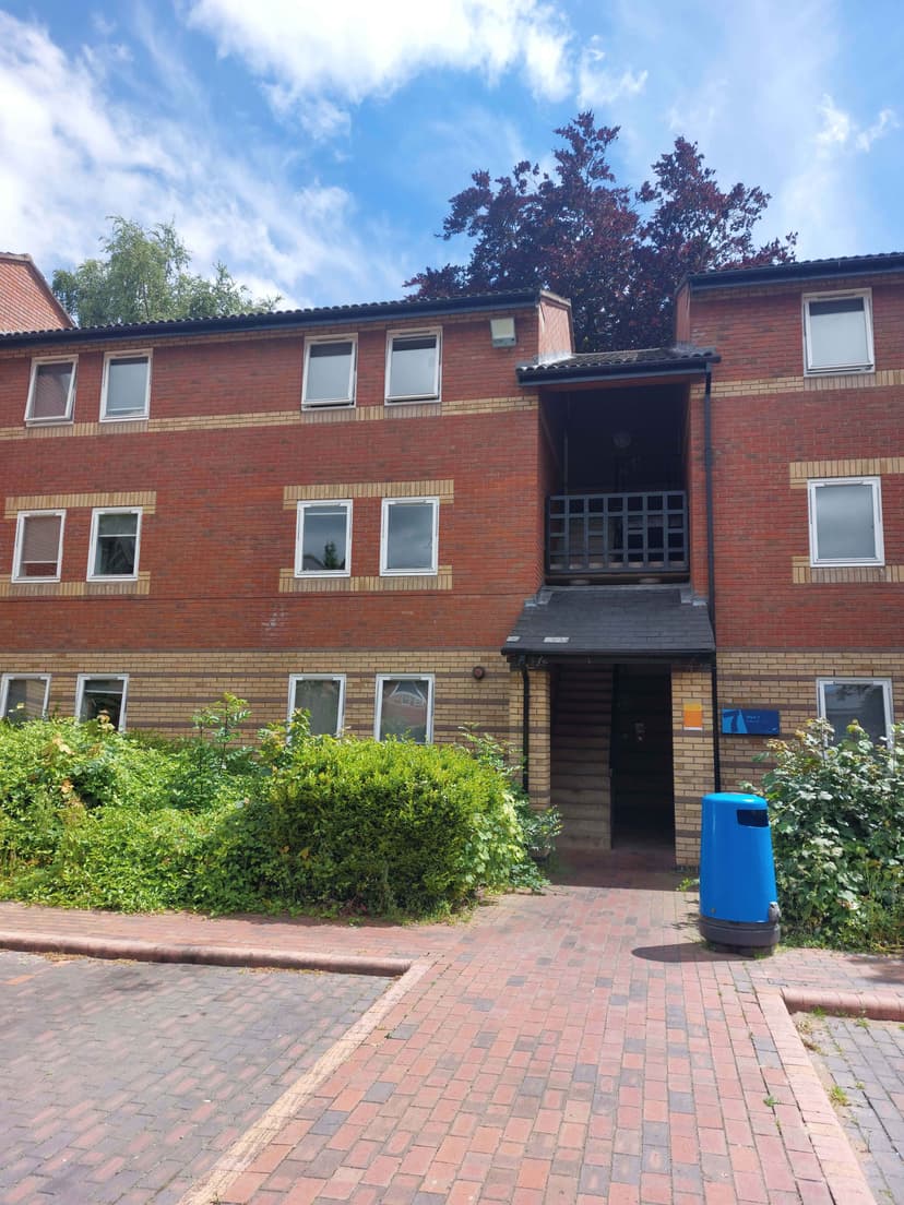 Beech Gardens, Birmingham image 17