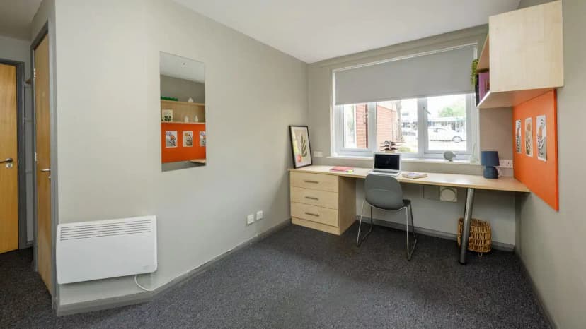 Calthorpe Court, Birmingham image 17