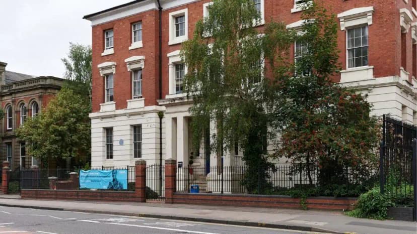 Queen's Hospital Close, Birmingham view 6