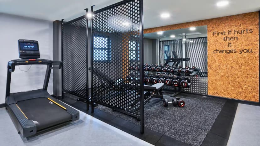 Sky Blue Point, Coventry image 9