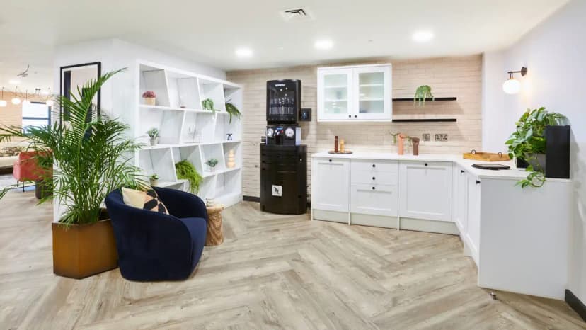 Sky Blue Point, Coventry image 8