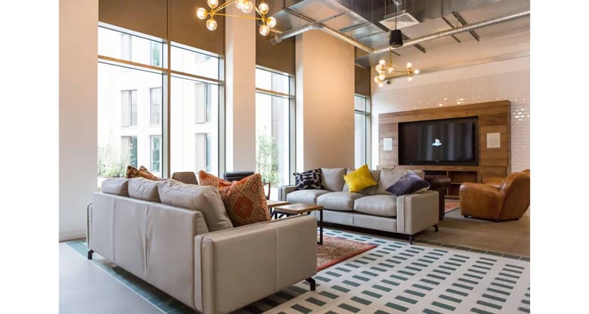 LST White City Residence, London view 5
