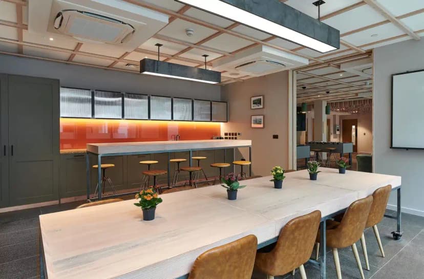 Flora Building, London view 4