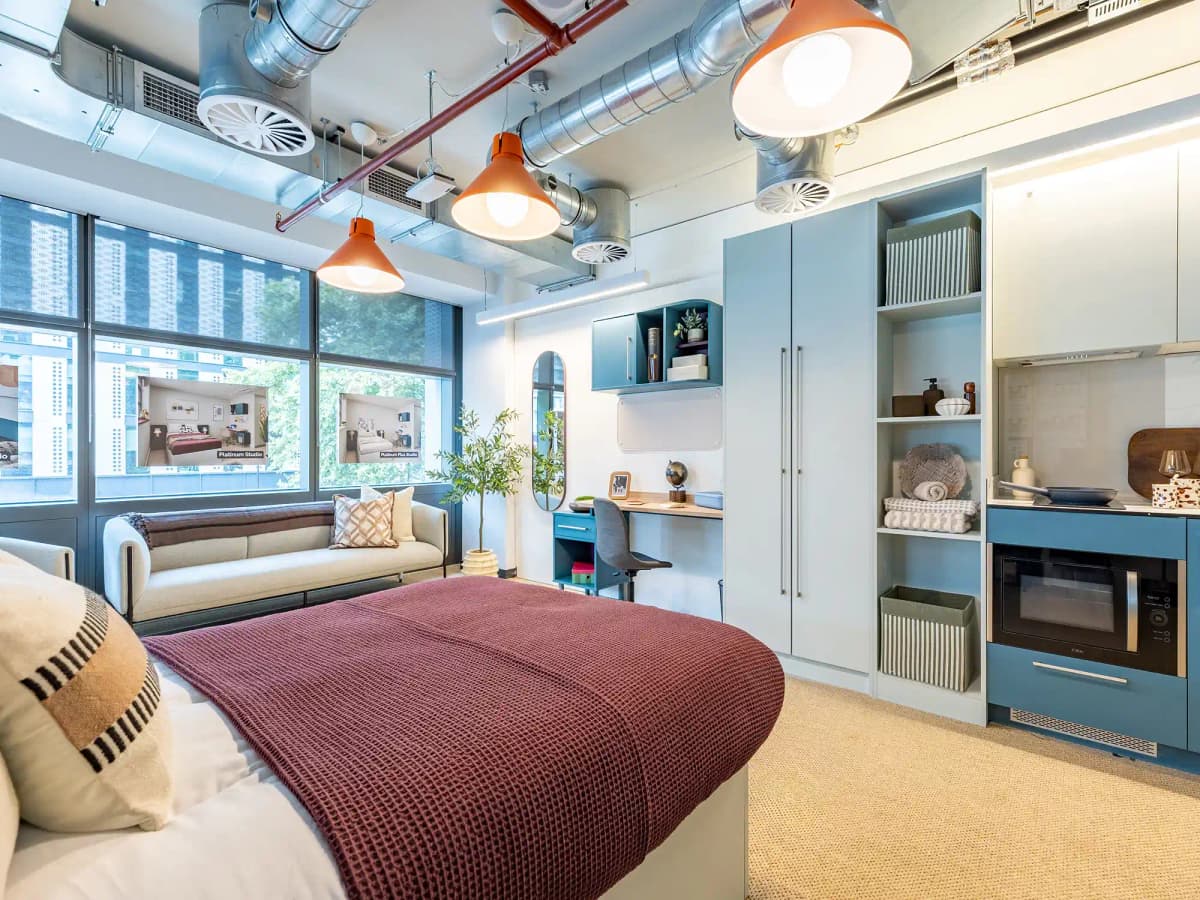 Willen House, London