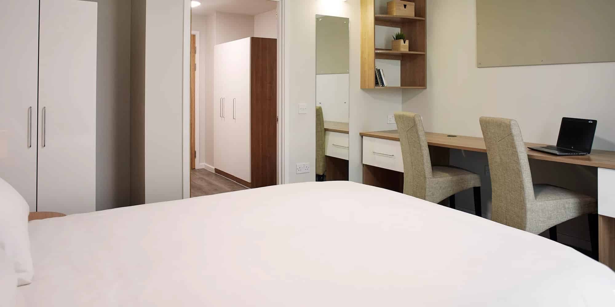 Gold 1 Bed Apartment Private Lower Level