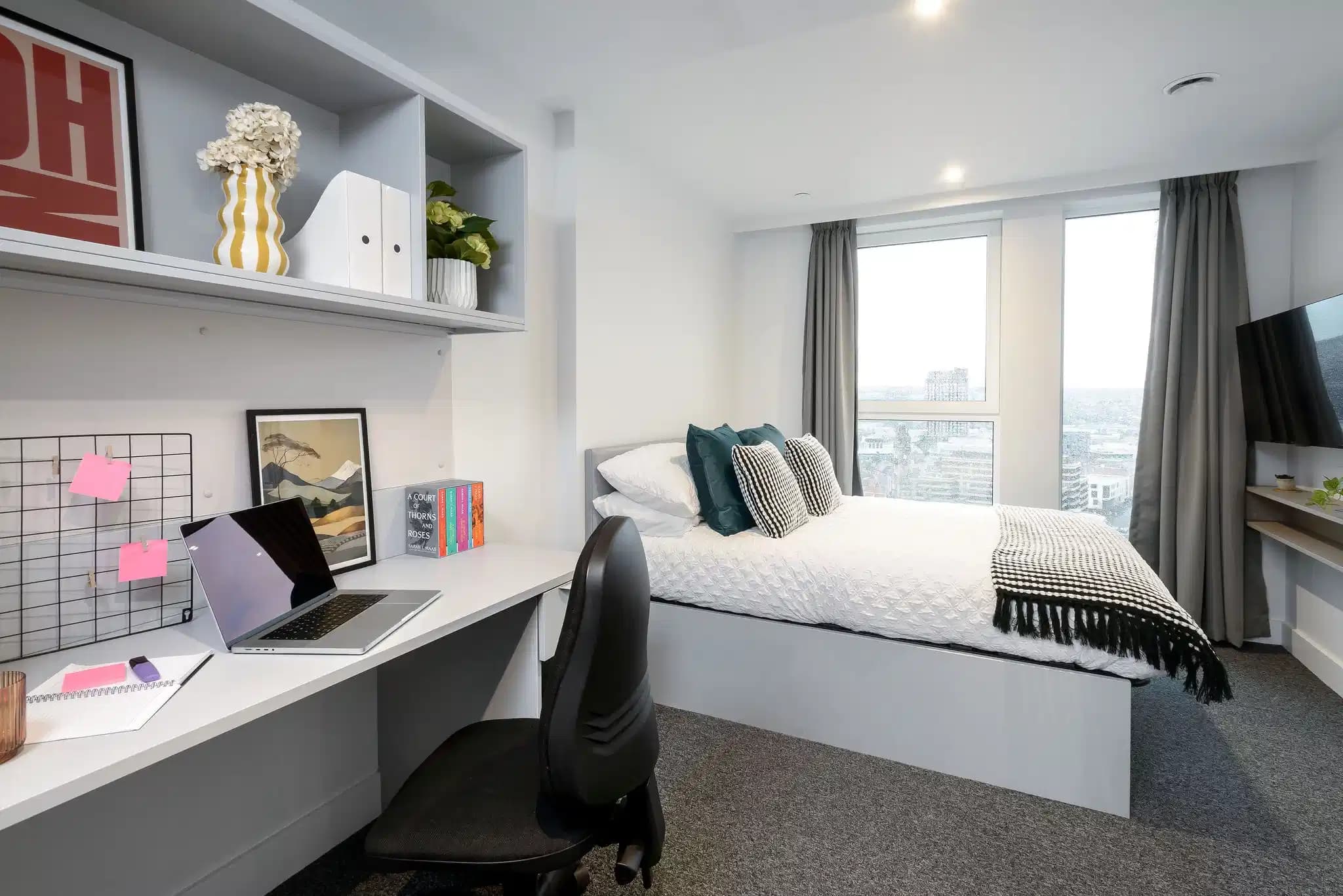 True Sky Deluxe Studio