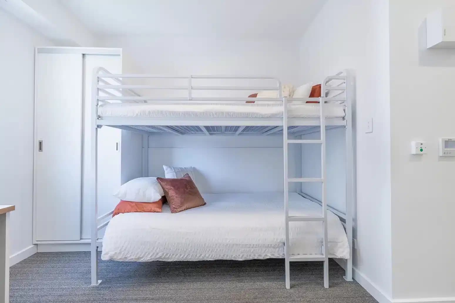 Twin Bunk Bed Studio