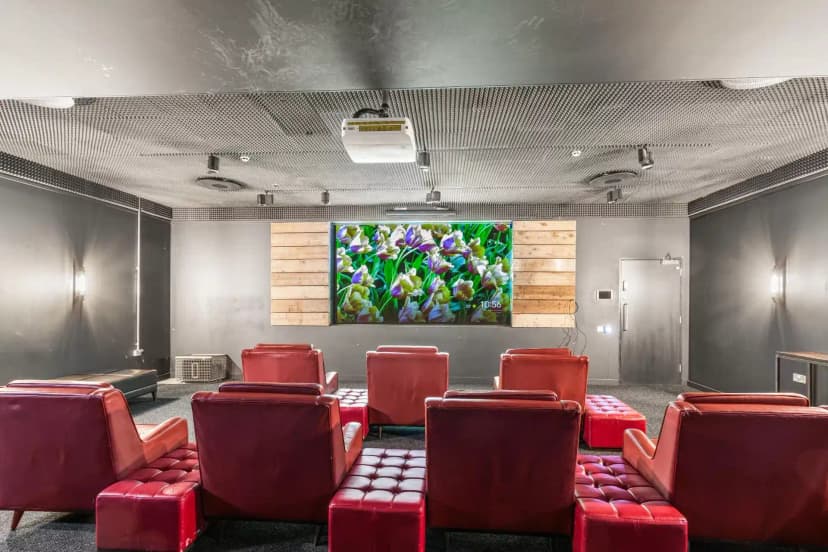 Chapter Spitalfields, London image 15