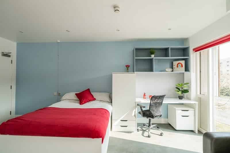 Premium Studio Accessible