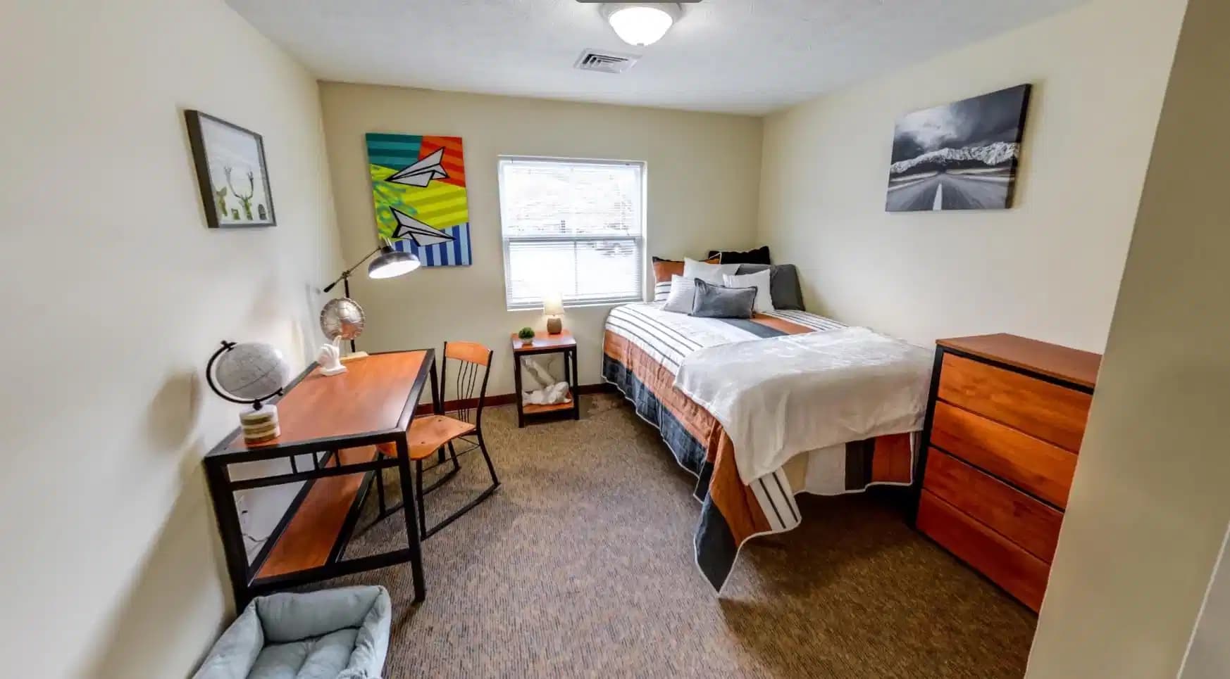 Room in 2 Bedroom 2 Bathroom | 2X2P