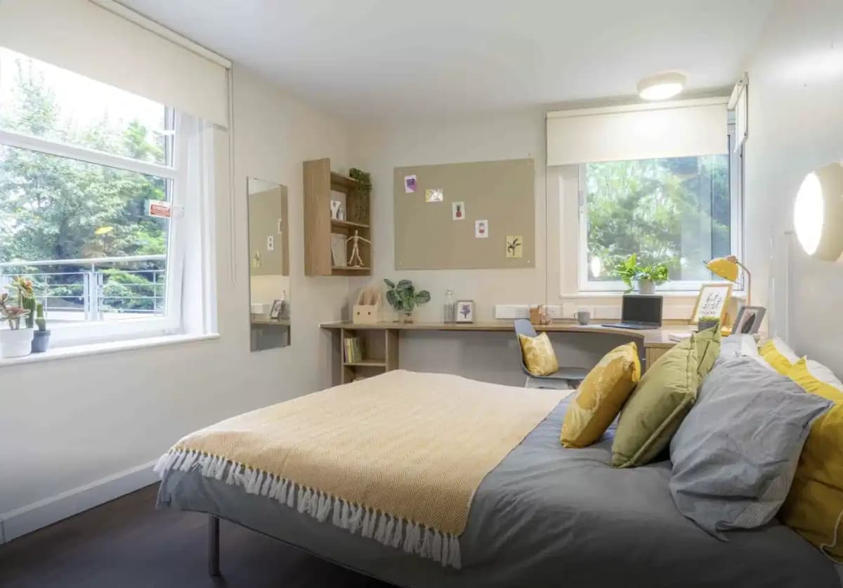 iQ Tufnell House, London