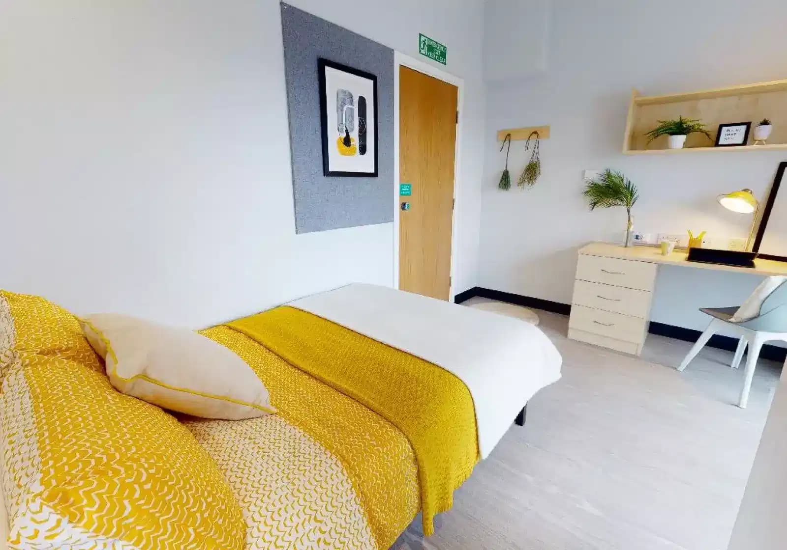 Penthouse Room