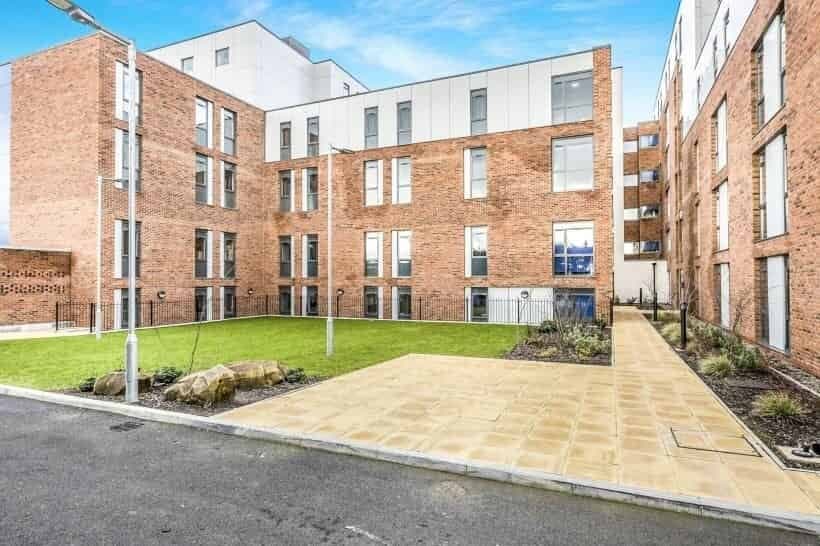 Queensland Place, Liverpool view 5