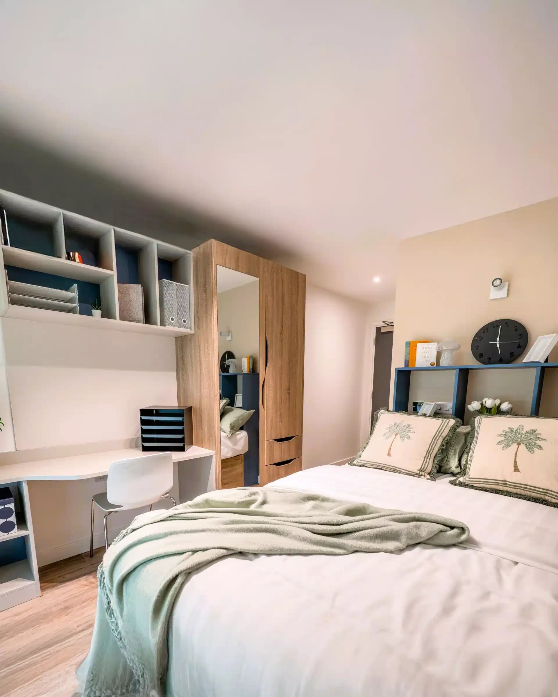 Standard 8 Bed Cluster