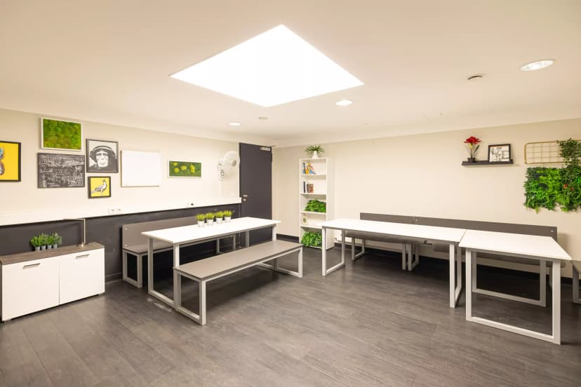 Yugo Alvarium, Frankfurt image 32