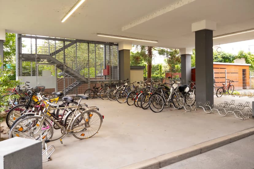 Yugo Alvarium, Frankfurt image 12