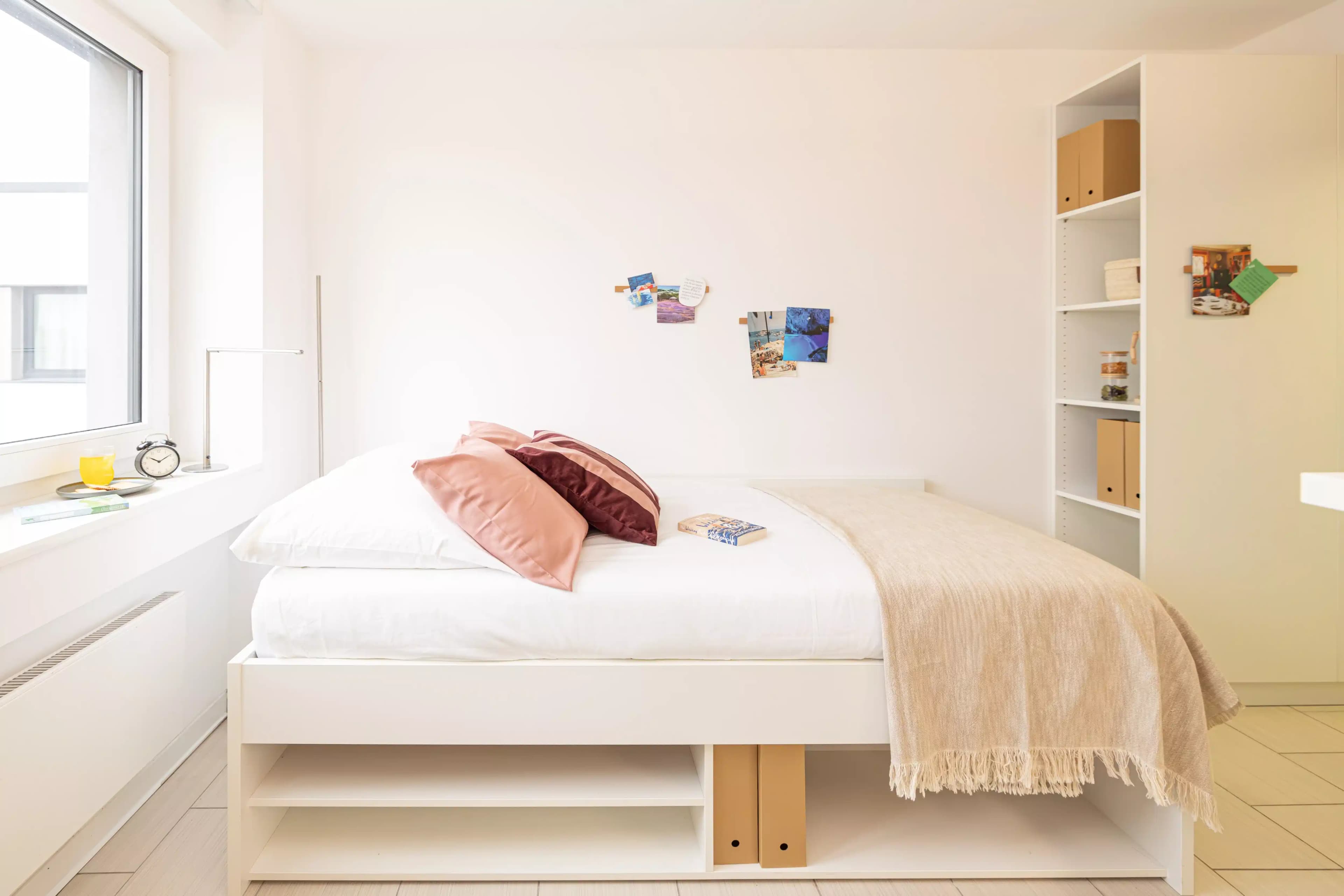 Standard Bronze Studio (17sqm)