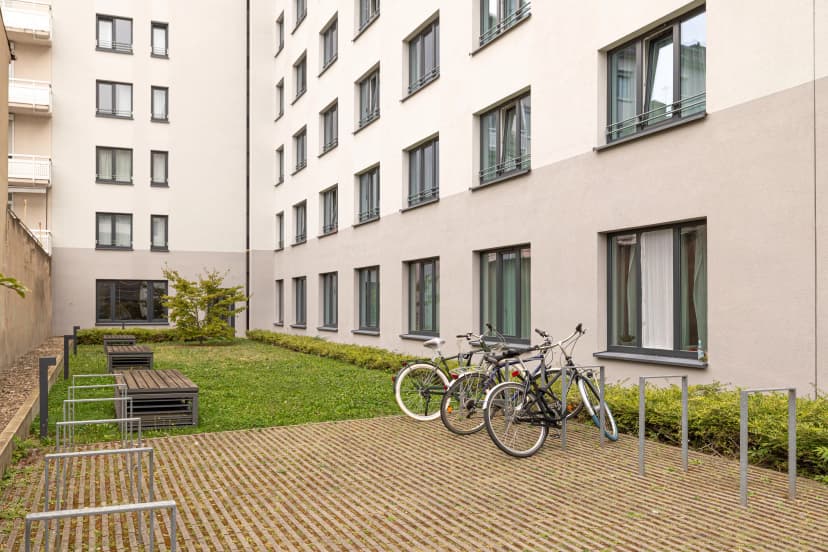 Yugo Urbanum, Frankfurt image 65