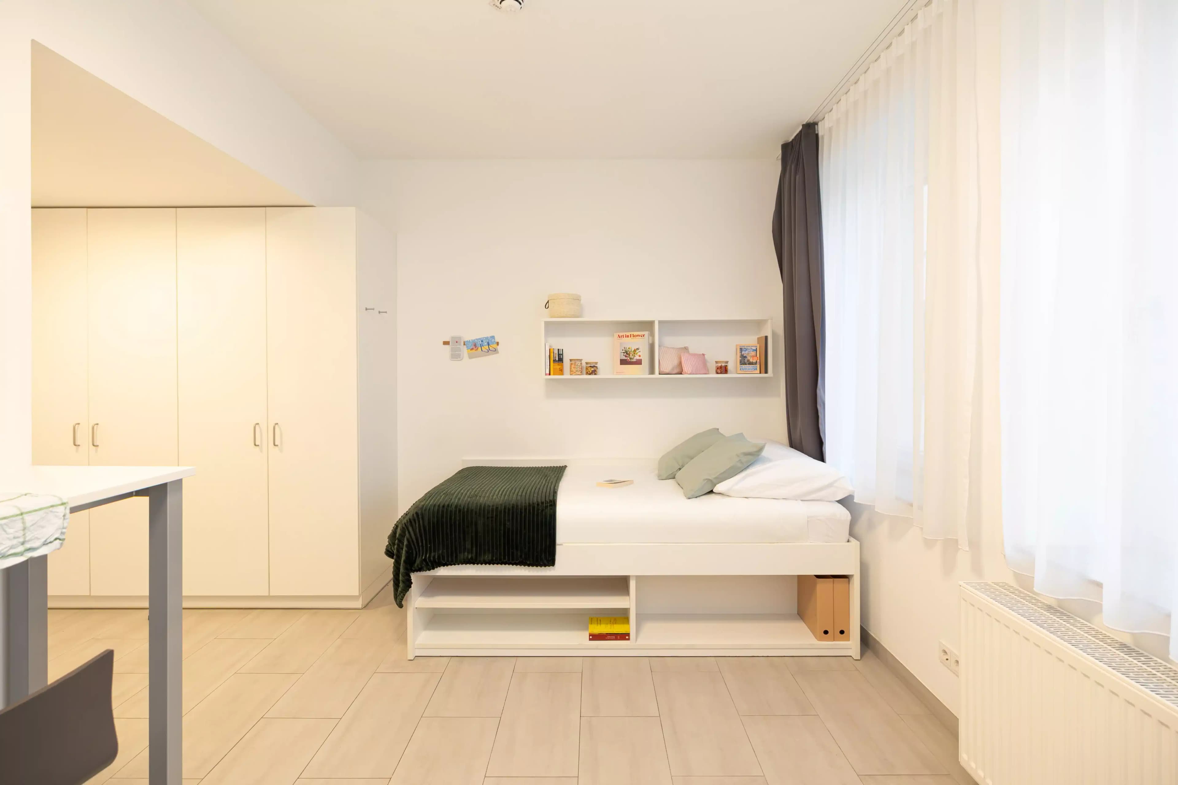 Standard Bronze Studio (19 sqm)