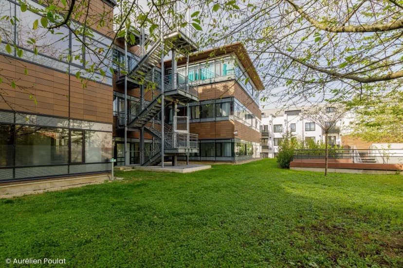 Avenue Sainte-Anne, Paris image 9