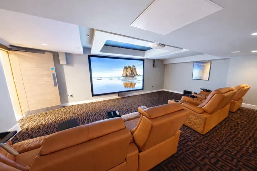 Vista Square, Liverpool image 8