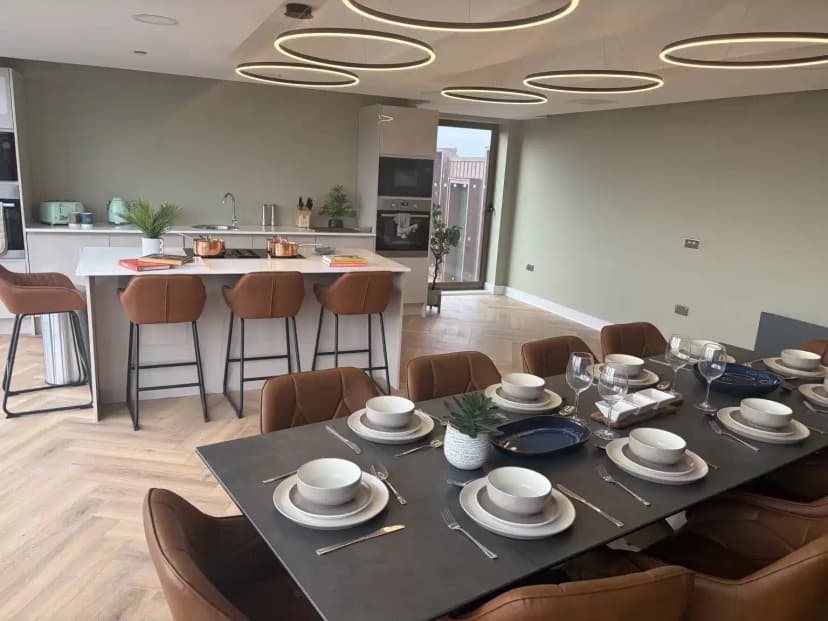 Vista Square, Liverpool image 16