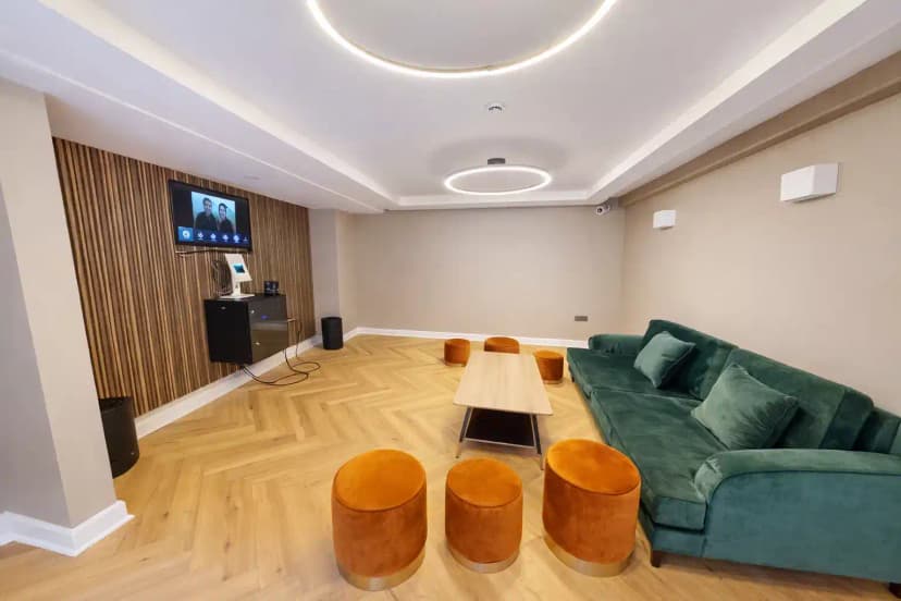 Vista Square, Liverpool image 9