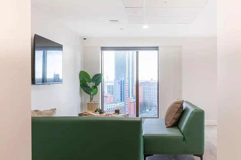 Yugo Crown Place, Birmingham  view 3