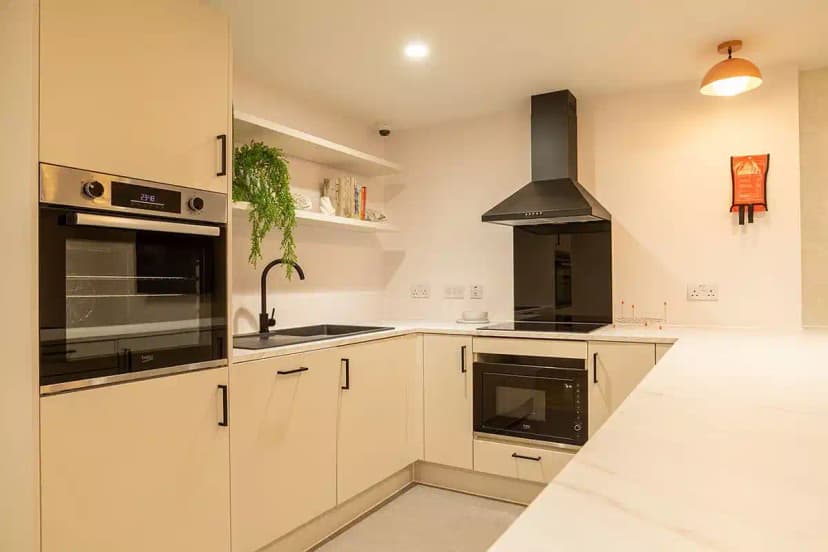 Yugo Crown Place, Birmingham  image 11