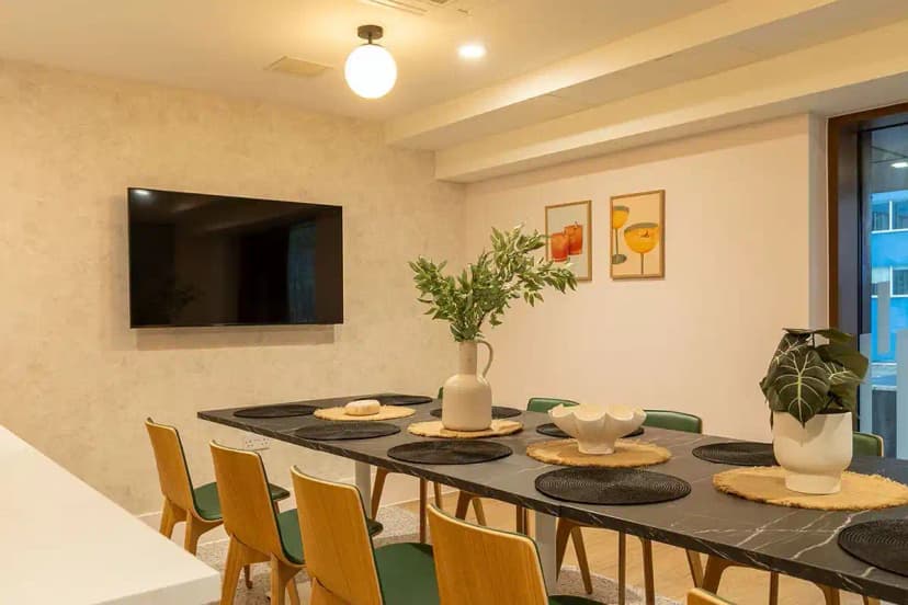 Yugo Crown Place, Birmingham  image 12