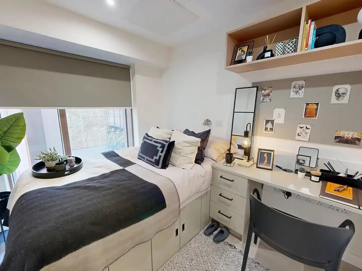 Premium Ensuite (Floors 10-19)