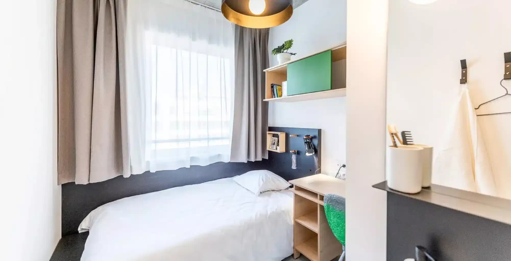 Private Room In A Shared Apartment
