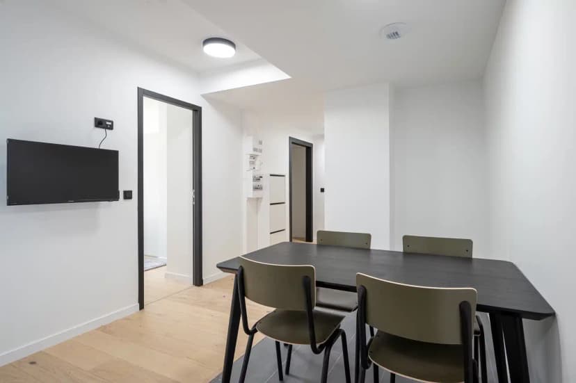 Habyt 92110, Paris image 16