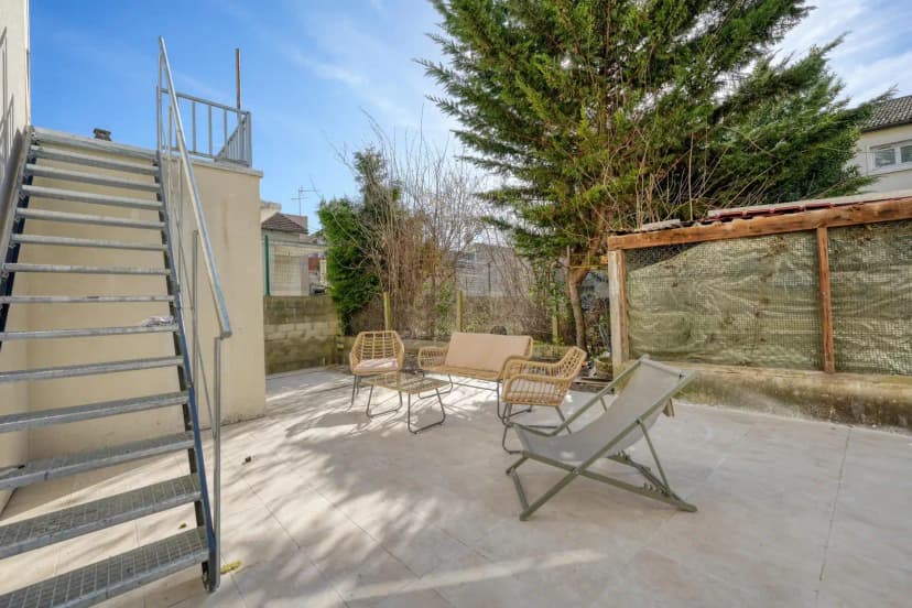 Habyt 93100, Paris image 13