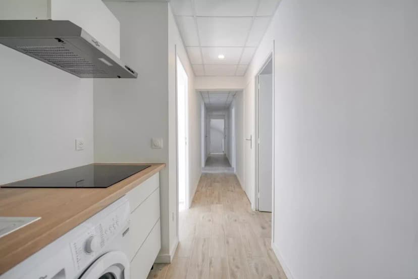 Habyt 93100, Paris image 30