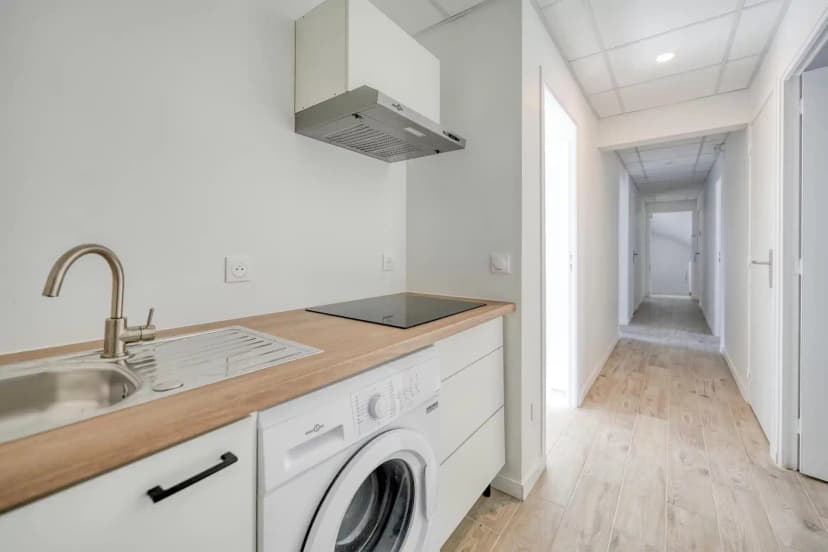 Habyt 93100, Paris image 31