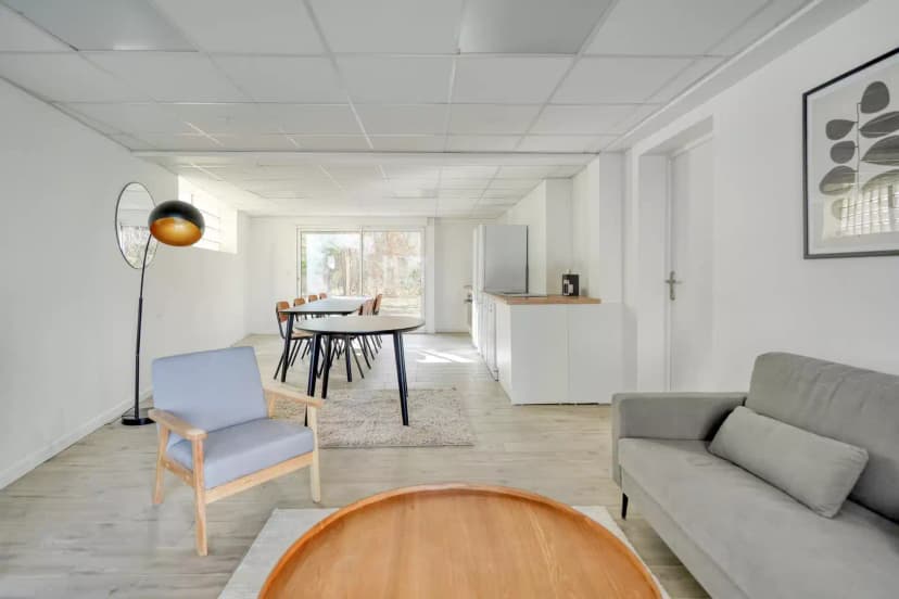 Habyt 93100, Paris image 26