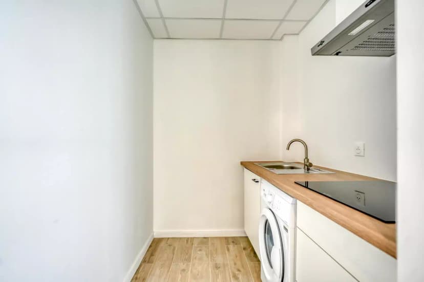 Habyt 93100, Paris image 28