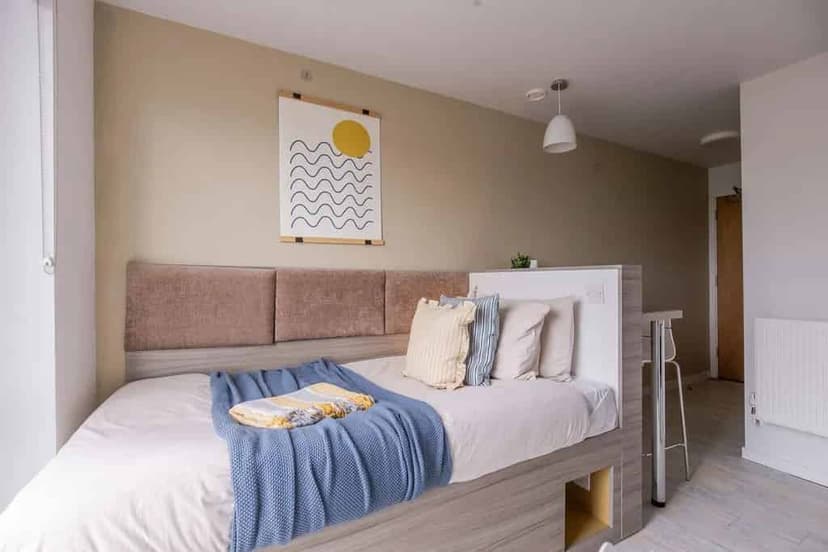 Merlin Point, Coventry image 1